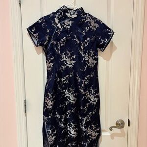 Blue and White Sheath Maxi Dress with Mandarin Collar